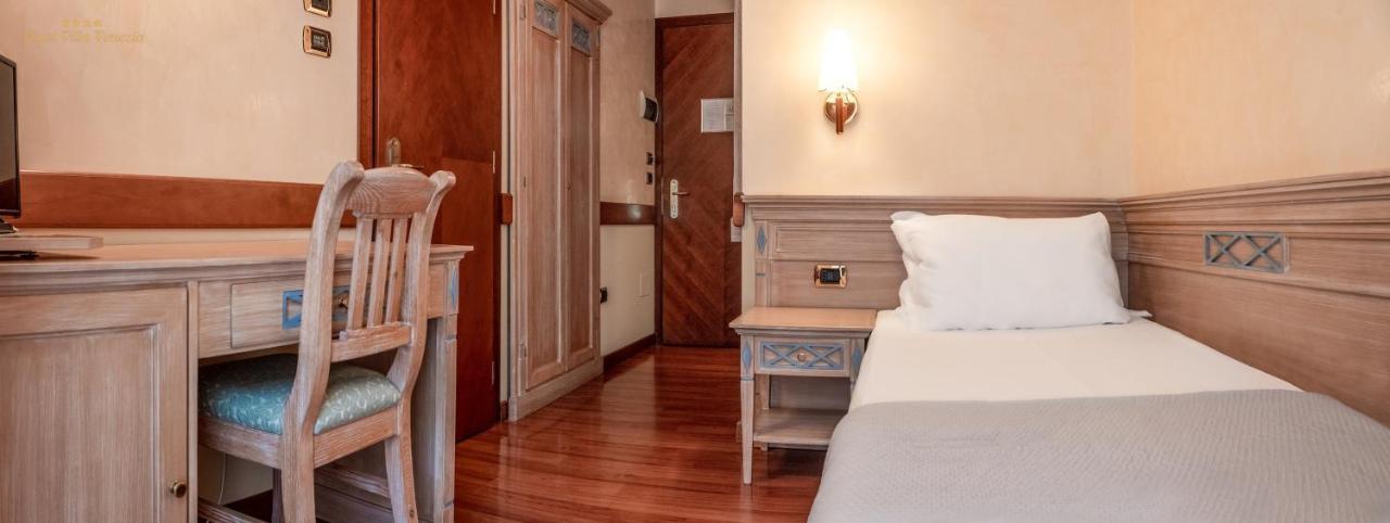 Hotel Villa Venezia Grado Luaran gambar