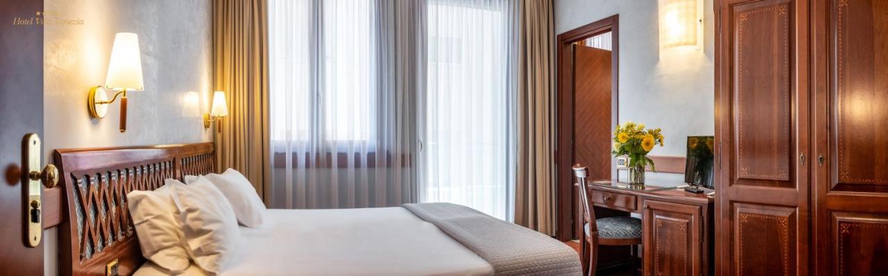 Hotel Villa Venezia Grado Luaran gambar